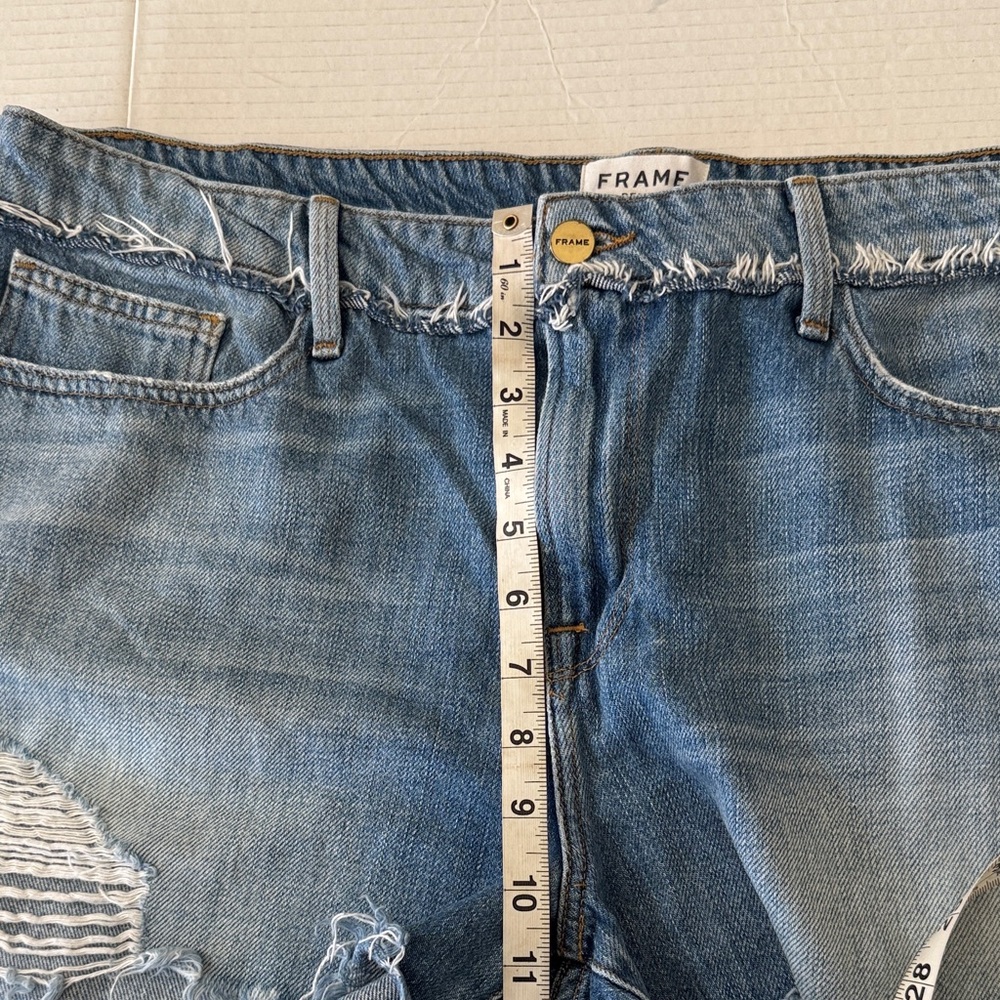 Frame Denim High Rise Shorts Size 33 Le Grand Garcon Distressed Light Wash Jean - Picture 9 of 11